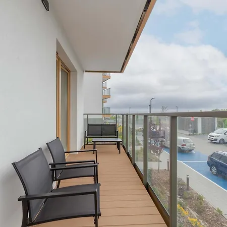 Family In With Parking And Playground By Renters Apartamento *